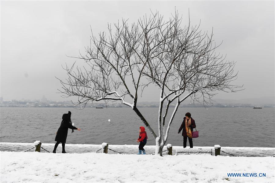 CHINA-ZHEJIANG-WEST LAKE-SCENERY (CN)