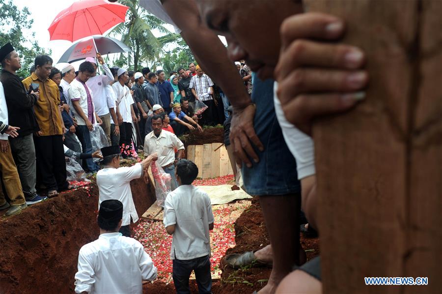 INDONESIA-SOUTH TANGERANG-FUNERAL-BUS CRASH PASSENGERS