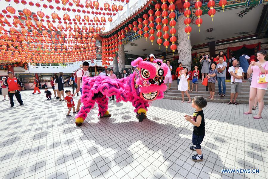 MALAYSIA-KUALA LUMPUR-LANTERN FESTIVAL 