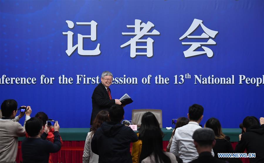 (TWO SESSIONS)CHINA-BEIJING-NPC-PRESS CONFERENCE-POVERTY ALLEVIATION (CN)