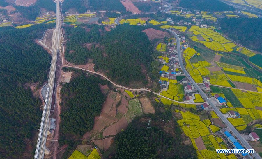 CHINA-SICHUAN-RAILWAY-SCENERY (CN)