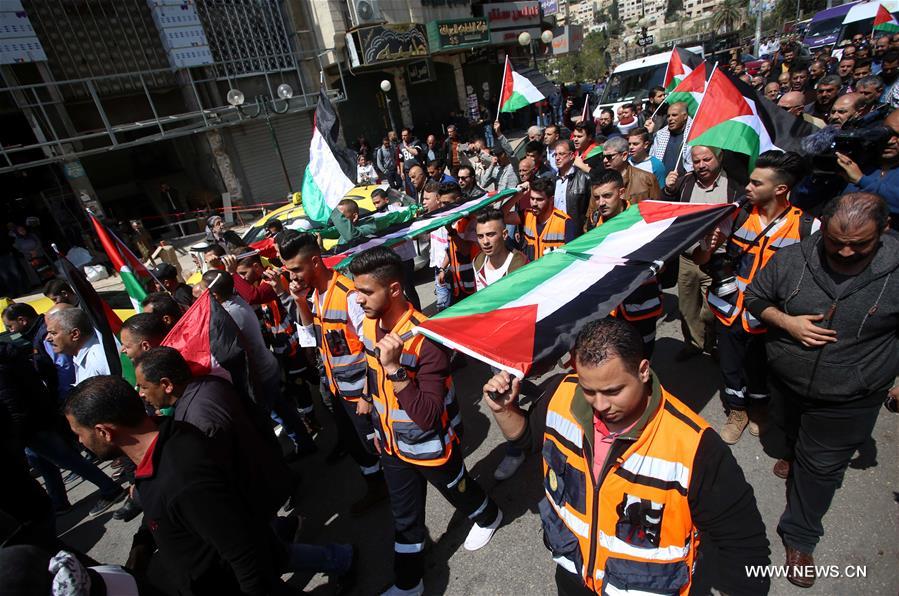 MIDEAST-NABLUS-SYMBOLIC FUNERAL