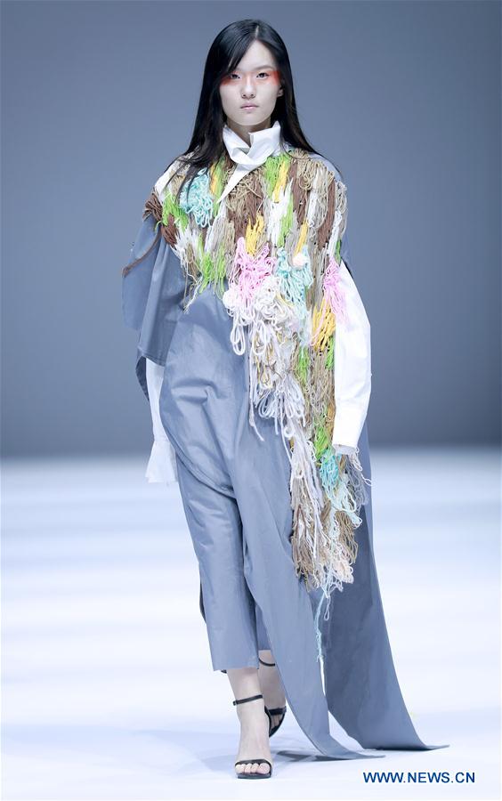 CHINA-BEIJING-GRADUATE FASHION WEEK (CN)