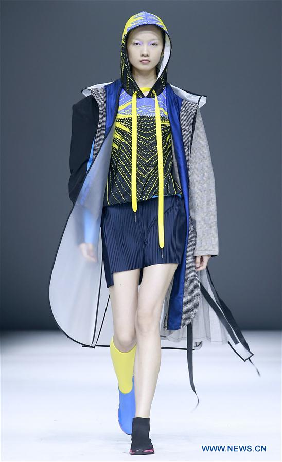 CHINA-BEIJING-GRADUATE FASHION WEEK (CN)