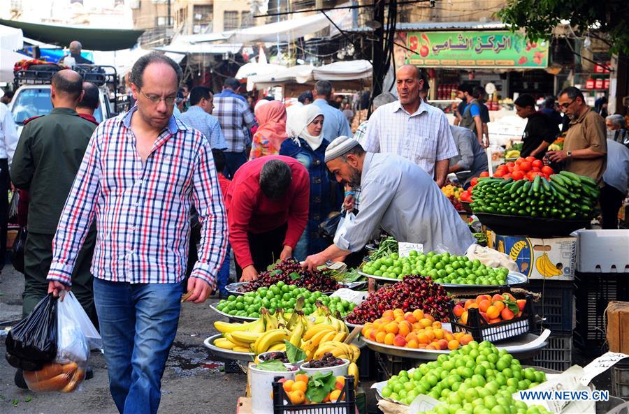 SYRIA-DAMASCUS-RAMADAN-SHOPPING