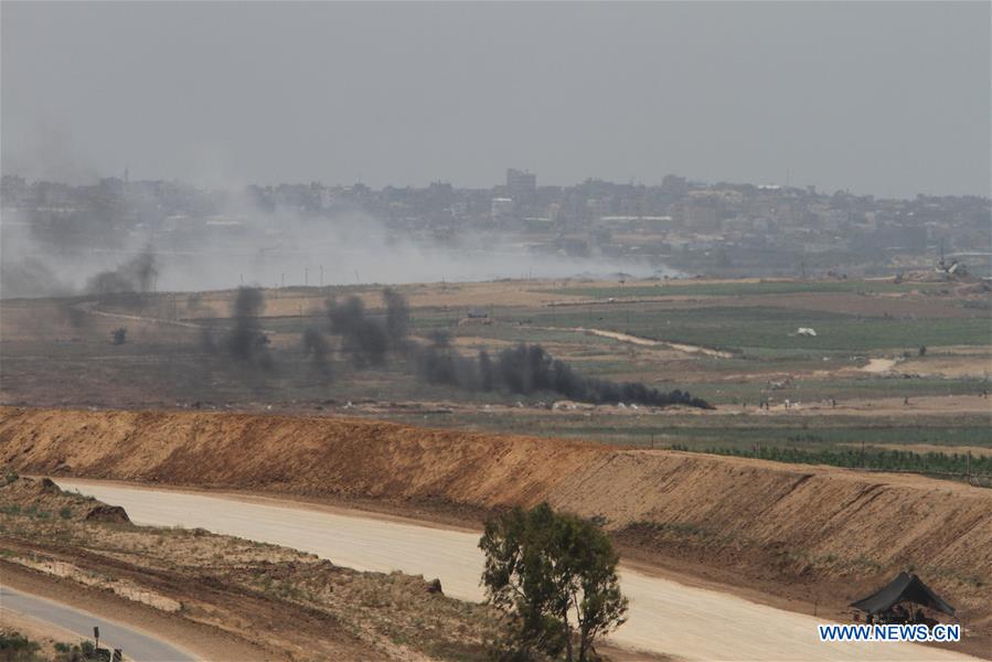 MIDEAST-NIR OZ-GAZA-PROTEST