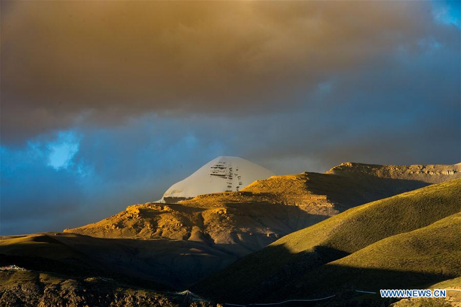 CHINA-TIBET-MOUNT KANGRINBOQE-SCENERY (CN)