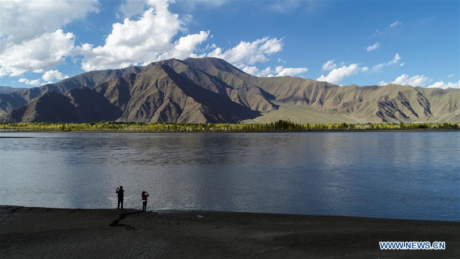 CHINA-TIBET-AUTUMN-SCENERY (CN)