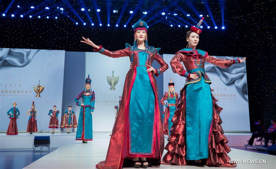 #CHINA-INNER MONGOLIA-HOHHOT-COSTUME FESTIVAL (CN) 