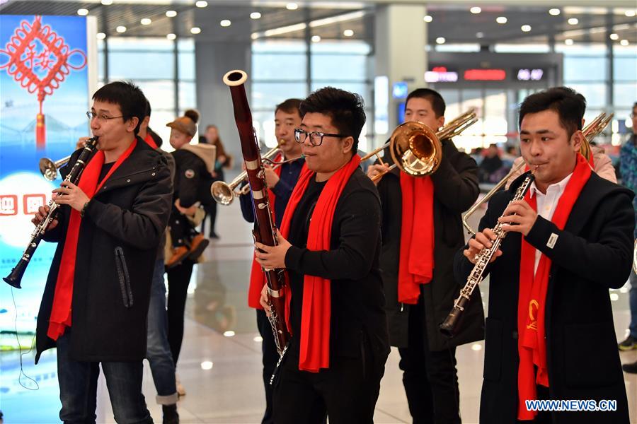 CHINA-SHANXI-TAIYUAN-RAILWAY STATION-LANTERN FESTIVAL (CN)