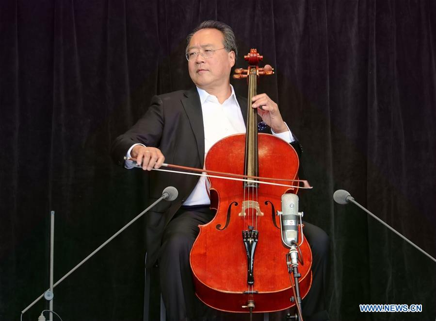 U.S.-CHICAGO-YO-YO MA-FREE CONCERT