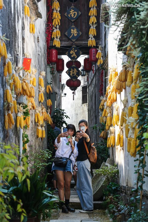 CHINA-ZHEJIANG-JIANDE-ANCIENT TOWN (CN)