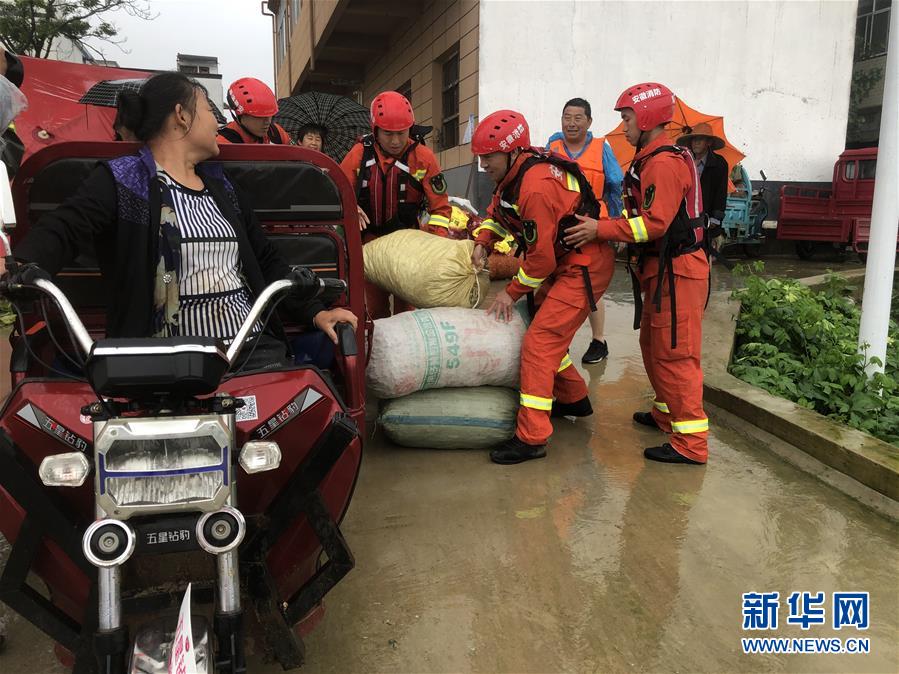 （防汛抗洪·图文互动）（1）王家坝，你还好吗？——二探“千里淮河第一闸”开闸后的水中庄台