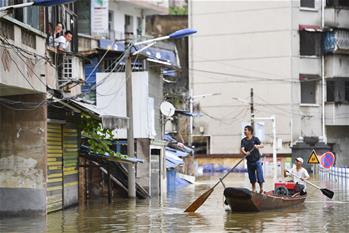 洪水来时，那暖心的民间救援